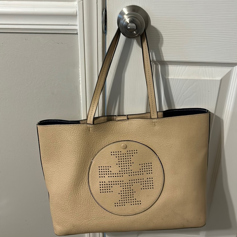 Women’s Tory Burch Cream tote